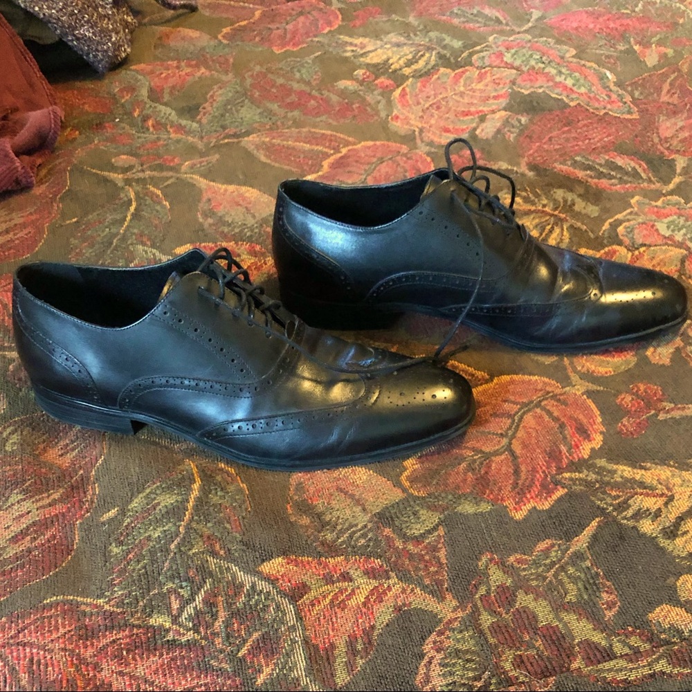 Express Men 10.5 Black Leather Dress Shoe/Oxford